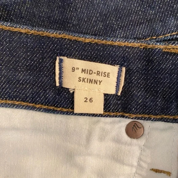 Madewell 9” Mid-Rise Skinny Jeans - Picture 3 of 8